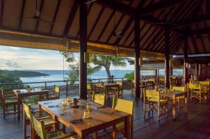 thailand-six-senses-koh-samui-bawa-tours-travel-dining-on-the-hill-interior