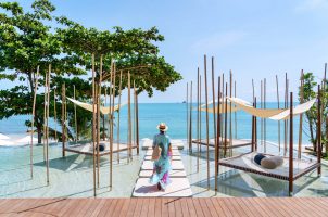 thailand-six-senses-koh-samui-bawa-tours-travel-drift-at-the-beach-pool