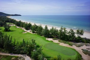 vietnam-banyan-tree-lang-co-bawa-tours-travel-laguna-golf-field-hole10-1