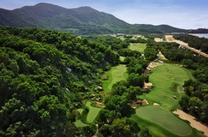 vietnam-banyan-tree-lang-co-bawa-tours-travel-lagunal-golf-lang-co_golf-field-hole-7-_-11