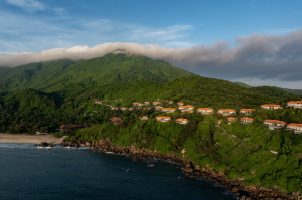 vietnam-banyan-tree-lang-co-bawa-tours-travel-oceanview-pool-villa-overview