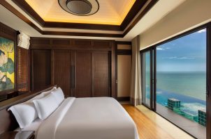 vietnam-banyan-tree-lang-co-bawa-tours-travel-one-bedroom-oceanview-pool-villa-master-bedroom