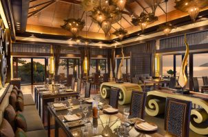 vietnam-banyan-tree-lang-co-bawa-tours-travel-saffron-restaurant-in-door-dining-area