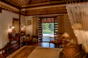 india-the-evolve-back-coorg-bawa-tours-travel-Private-Pool-Villa-Bed1