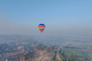 india-the-evolve-back-kamalapura-palace-bawa-tours-travel-Hot-Air-Balloon-3