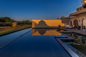 india-the-evolve-back-kamalapura-palace-bawa-tours-travel-Jal-Mahal-Pool
