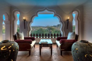 india-the-evolve-back-kamalapura-palace-bawa-tours-travel-Katha-ReadingLounge