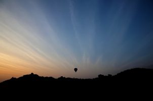 india-the-evolve-back-kamalapura-palace-bawa-tours-travel-sky
