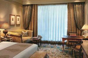 india-leela-palace-new-delhi-bawa-tours-travel-Grand-Deluxe-Room