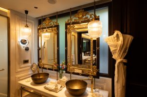 india-leela-palace-udaipur-bawa-tours-travel-Family-Villa-12