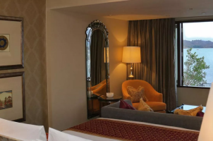 india-leela-palace-udaipur-bawa-tours-travel-Grand-Heritage-Lake-View-Room