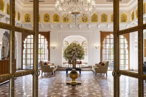 india-the-oberoi-rajvilas-Jaipur-bawa-tours-travel-lobby