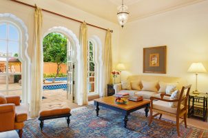 india-the-oberoi-rajvilas-Jaipur-bawa-tours-travel-luxury-villa-with-pool