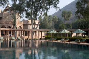 Amanbagh - Poolside Loungers