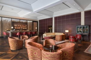 The Oberoi New Delhi - the club bar