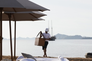 Indonesia Amandira - Beach Drop Off
