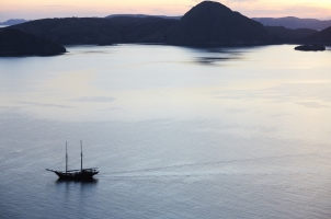 Indonesia Amandira - Komodo Sunset