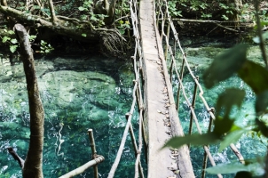 Amanwana - Waterfall Bridge