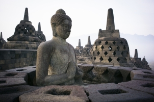 Amanjiwo - Open Buddha Borobudur