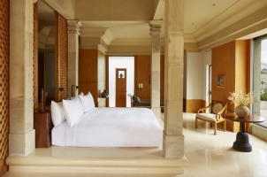 Amanjiwo - Suite Bedroom