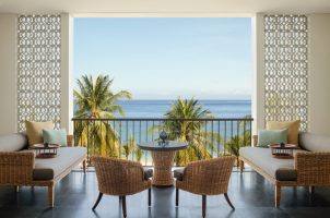 The-Sira-Bawa-Tours-Travel-Deluxe-Ocean-View-Suite-Balcony