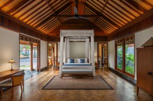 The-Sira-Bawa-Tours-Travel-One-Bedroom-Lombok-Villa-1-King-Bed