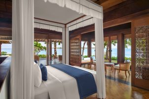 The-Sira-Bawa-Tours-Travel-Three-Bedroom-Beach-House-Second-Master-Bedroom
