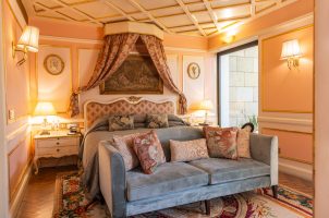 india-lodhi-delhi-bawa-tours-travel-accomodation
