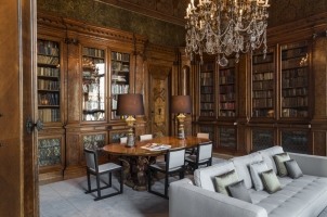 Aman Venice - Library