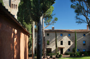 Catello di Reschio - The Courtyard