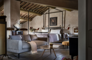Catello di Reschio - Suite Bedroom