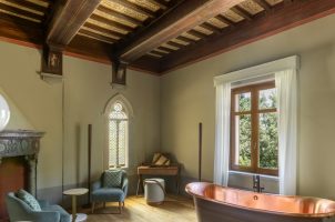 Borgo_dei_Conti_Resort_Bawa-Tours-travel_Contessa_Suite_Bathroom