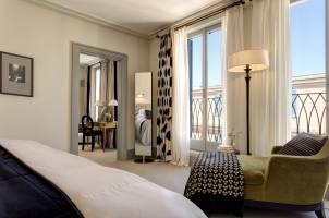 Hotel de Russie - Suite Bedroom