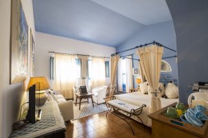 italy-su-gologone-bawa-tours-travel-art-junior-suite