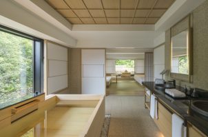 japan-banyan-tree-higashiyama-kyoto-bawa-tours-travel-Banyan-Onsen-Retreat-King-1