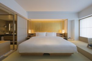 japan-banyan-tree-higashiyama-kyoto-bawa-tours-travel-Serenity-King-1