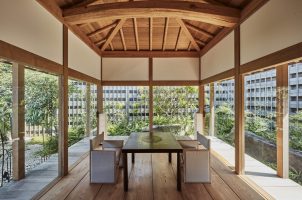 Azumi_Azymaya_Bawa_Tours_Travel_DIning_Area