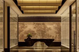 japan-tokyo-bawa-tours-travel-front-desk
