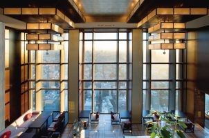 japan-mandarin-oriental-tokyo-bawa-tours-travel-lobby-01-landscape