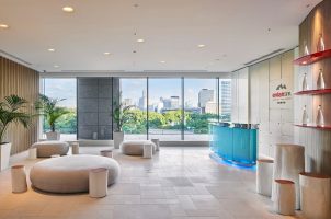 Japan-palace-hotel-tokyo-bawa-tours-travel-evian-SPA-TOKYO-Reception