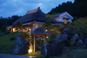 Sasayuri Ann - Villa entrance