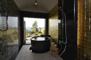 Sasayuri Ann - Villa bath tub