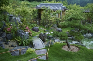 Sasayuri Ann - Garden