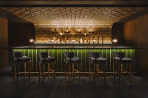 japan-sixsenses-kyoto-bawa-tours-travel-ninetailsbar-counter