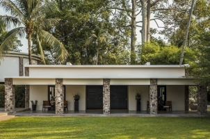 Amansara -External view of Courtyard Suites
