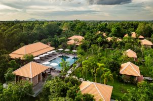 Farmhouse Resort & Spa