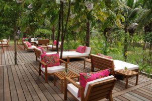 Farmhouse Resort & Spa