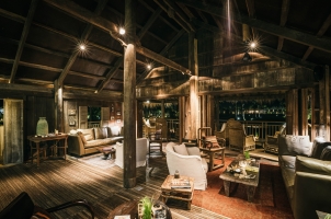 Phum Baitrang - Main Bar