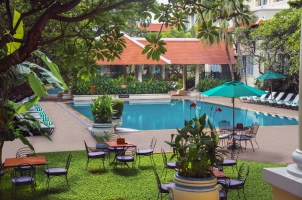 Cambodia - Raffles Hotel Le Royal - Swimming Pool