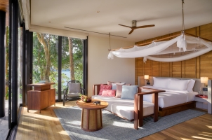 Six Senses Krabey Island - Ocean Pool Villa Bedroom